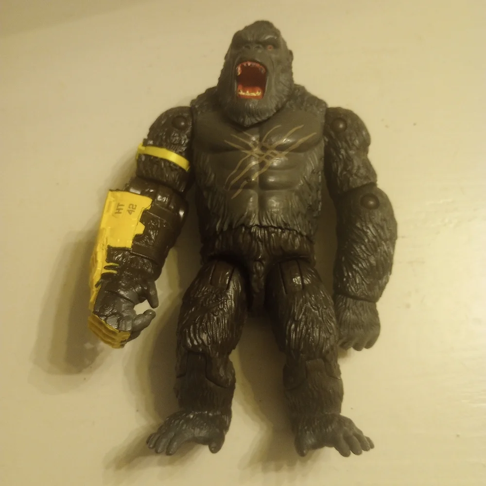 King Kong With Beast Glove Godzilla Vs. Kong Action Figure - Picture 2 of 6